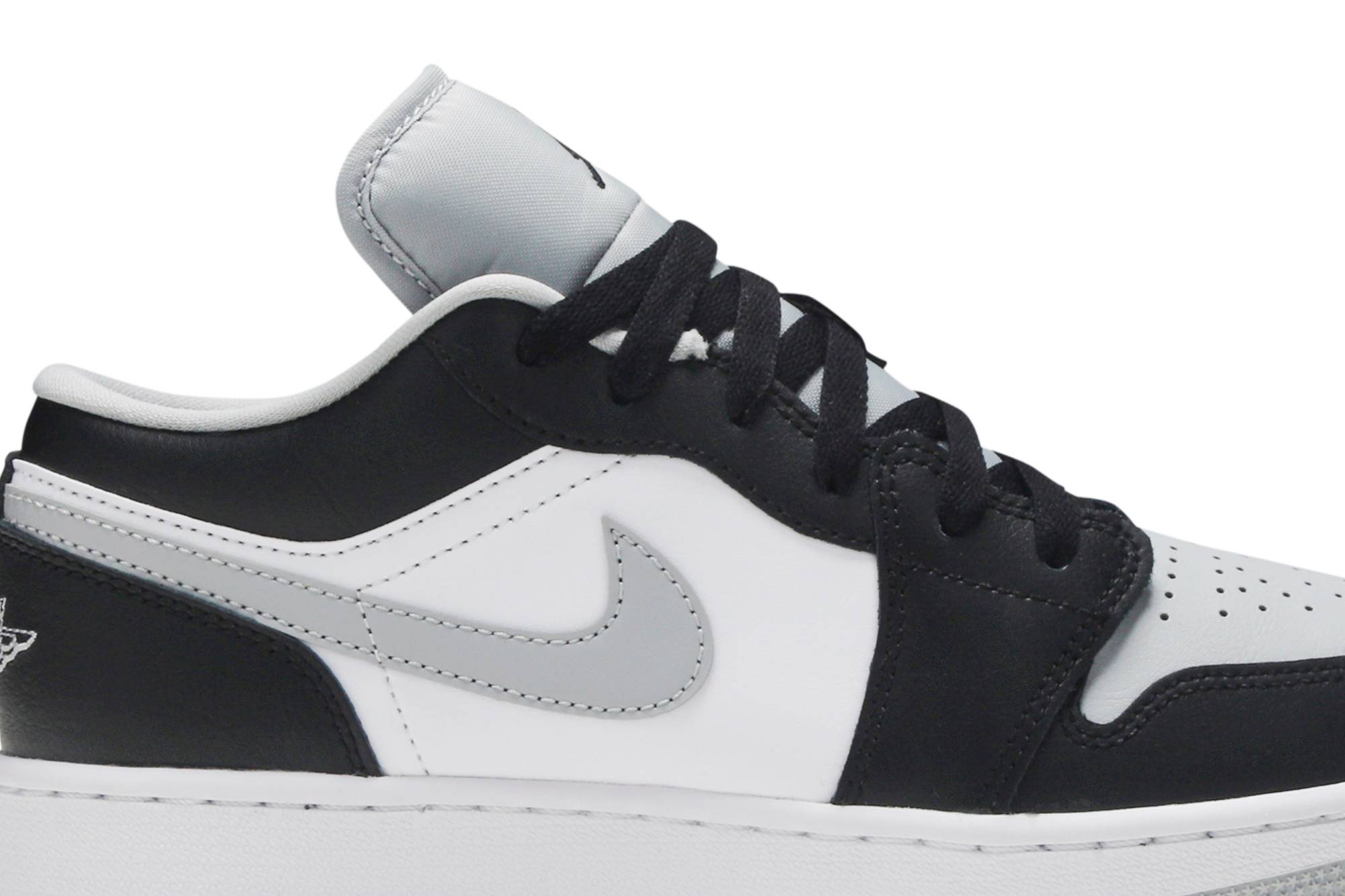 (Grade School) Air Jordan 1 Low 'Smoke Grey' 553560-039 - Image 2