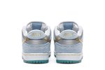 Nike SB Dunk Low x Sean Cliver ‘Holiday Special’ DC9936-100 Wabasta store
