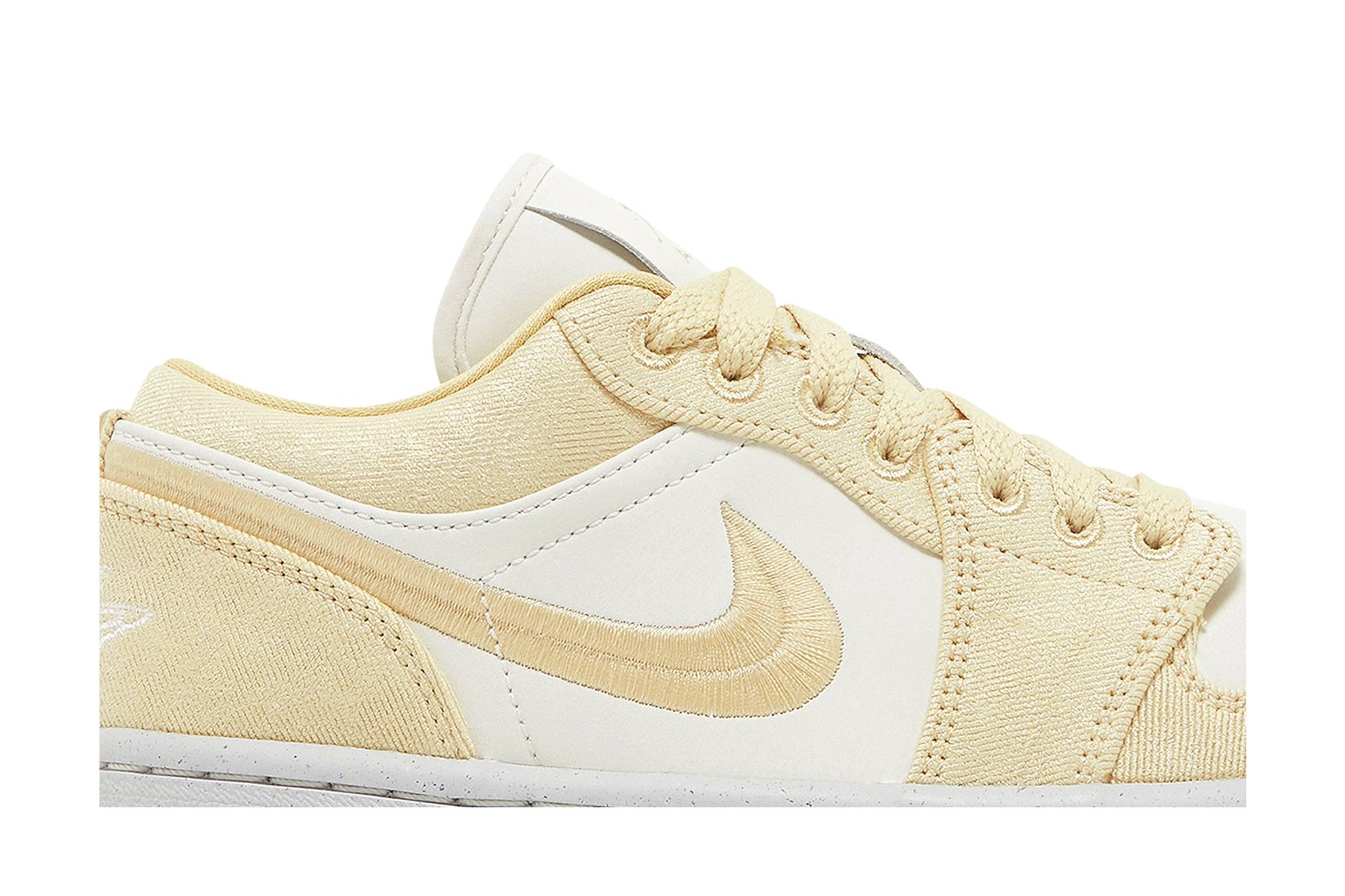 (Women) Air Jordan 1 Low SE Team Gold FN3722-701 Skidge – Image 2