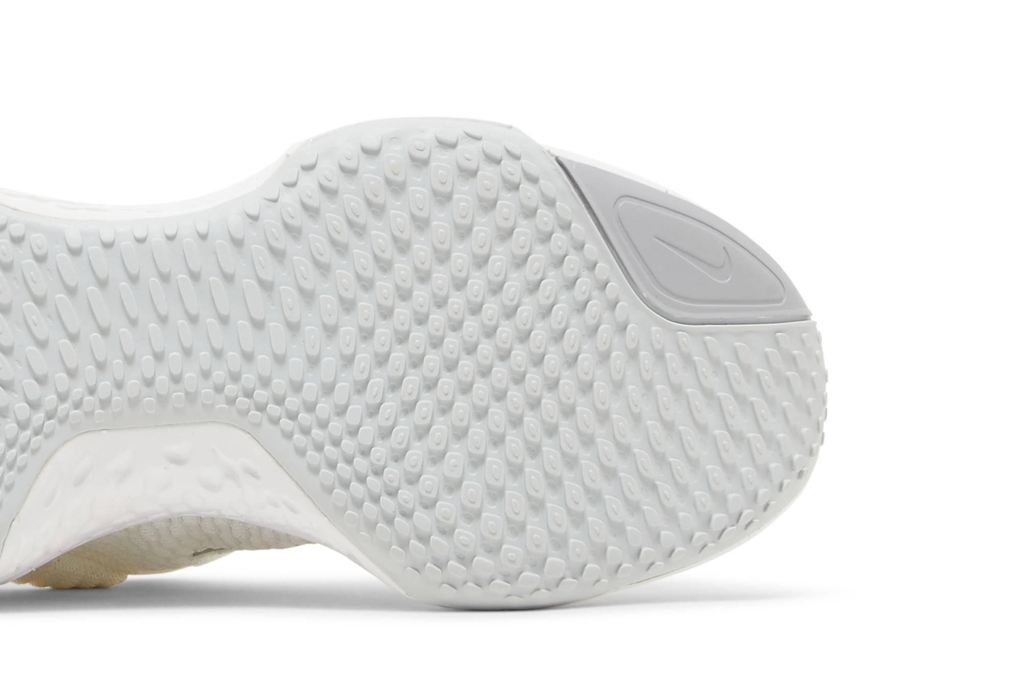 (Women) Nike ZoomX Invincible Run Flyknit 2 White Pure Platinum DC9993-101 Skidge - Image 5